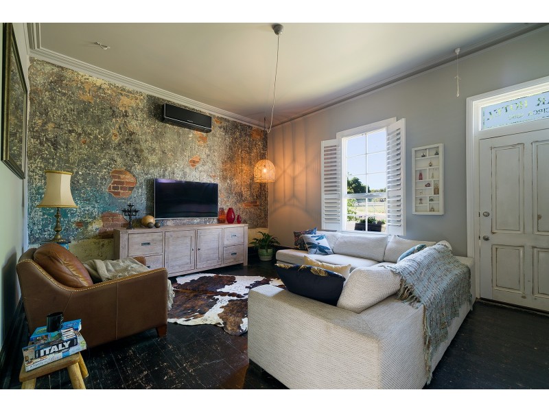 31 Fryers Street, Guildford VIC 3451