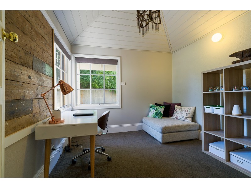 31 Fryers Street, Guildford VIC 3451