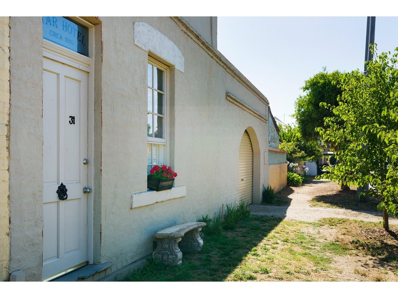 31 Fryers Street, Guildford VIC 3451