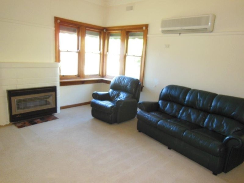 90 Forest Street, Castlemaine VIC 3450