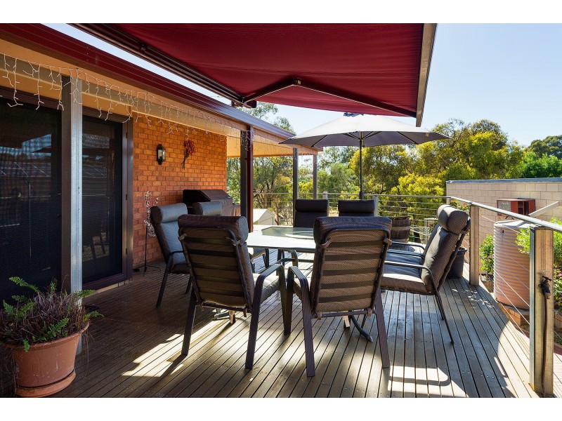 12 Preshaw Street, Castlemaine VIC 3450