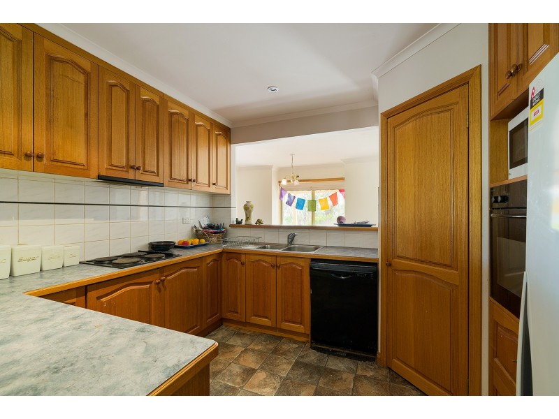 4 Greens Road, Campbells Creek VIC 3451