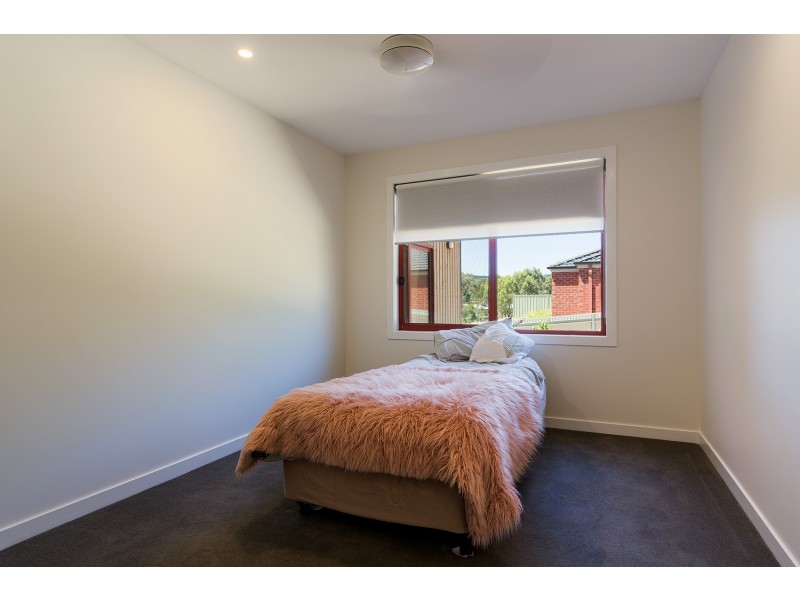 20 Montgomery Street, Castlemaine VIC 3450