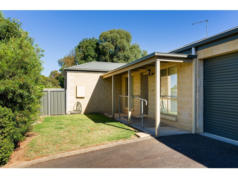 3/32 Ray Street, Castlemaine VIC 3450