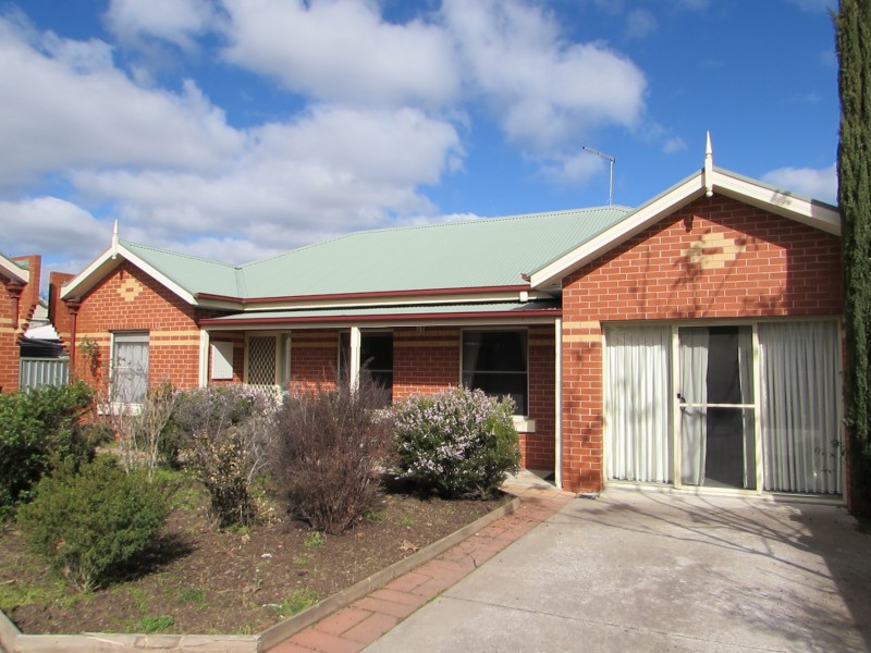 2/268 Barker Street, Castlemaine VIC 3450