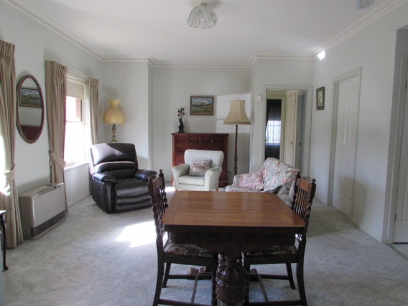 2/268 Barker Street, Castlemaine VIC 3450