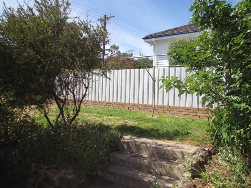 2/66 Berkeley Street, Castlemaine VIC 3450