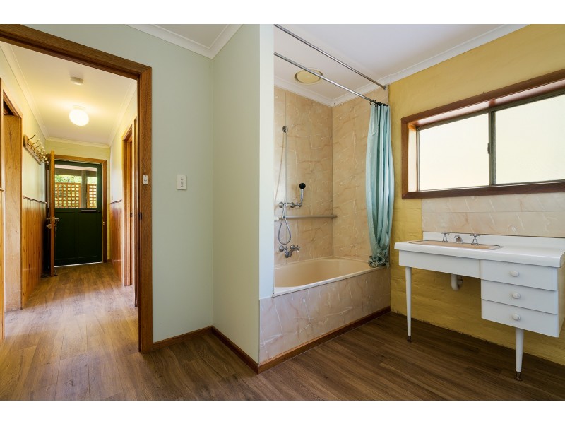 57-59 Reef Street, Maldon VIC 3463