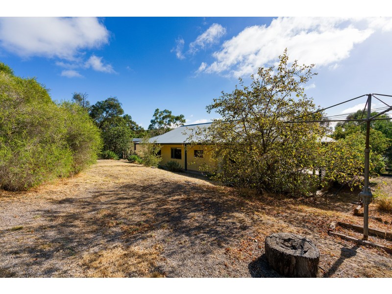 57-59 Reef Street, Maldon VIC 3463