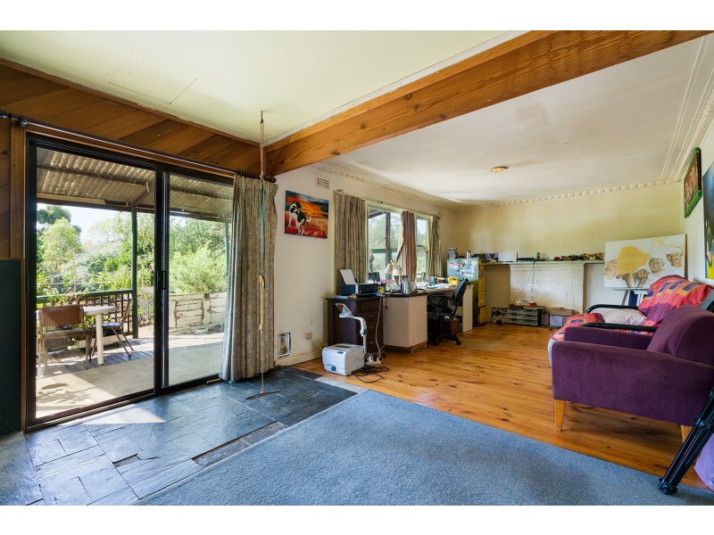 1 Newstead Road, Guildford VIC 3451