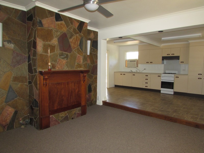 113 Main Road, Campbells Creek VIC 3451