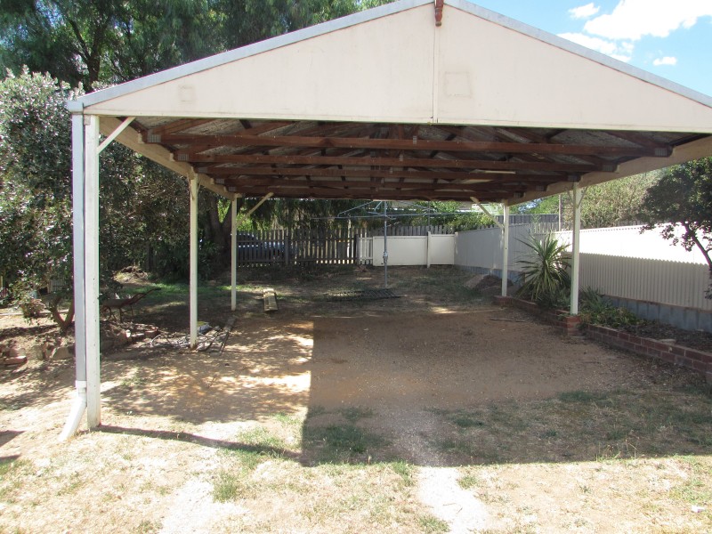 113 Main Road, Campbells Creek VIC 3451