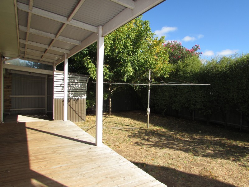 9 Gainsborough Street, Castlemaine VIC 3450