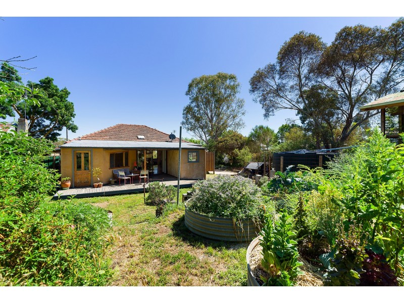 18 Adams Street, Castlemaine VIC 3450
