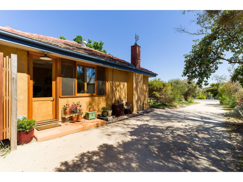 18 Adams Street, Castlemaine VIC 3450