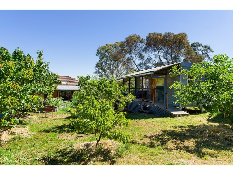 18 Adams Street, Castlemaine VIC 3450