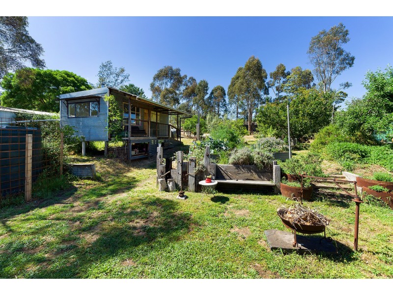 18 Adams Street, Castlemaine VIC 3450