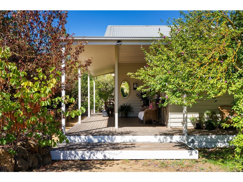 12 Wheeler Street, Castlemaine VIC 3450