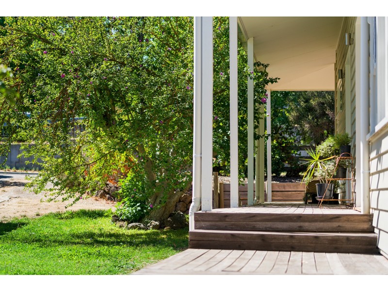 12 Wheeler Street, Castlemaine VIC 3450