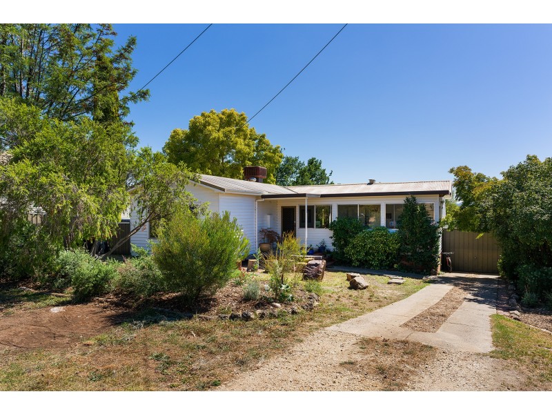 23  Landseer Street, Castlemaine VIC 3450