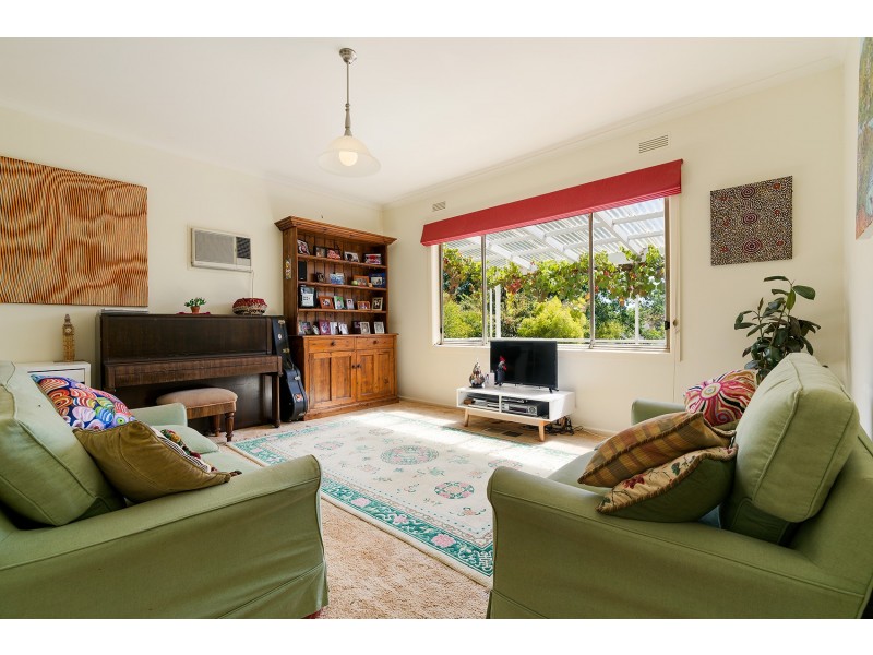 23  Landseer Street, Castlemaine VIC 3450