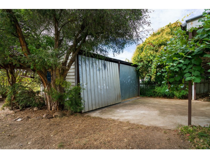 23  Landseer Street, Castlemaine VIC 3450