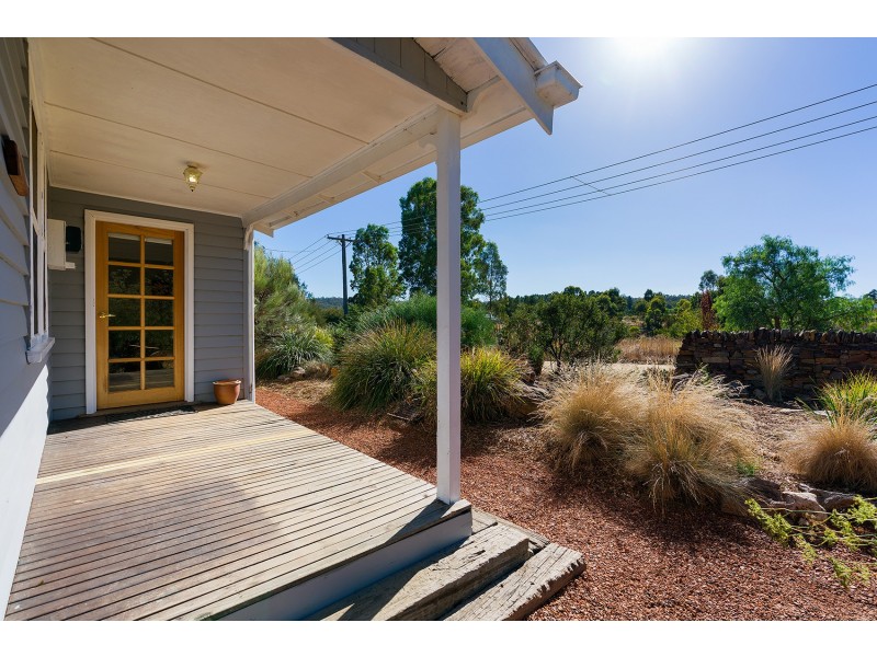 26 Steele Street, Chewton VIC 3451