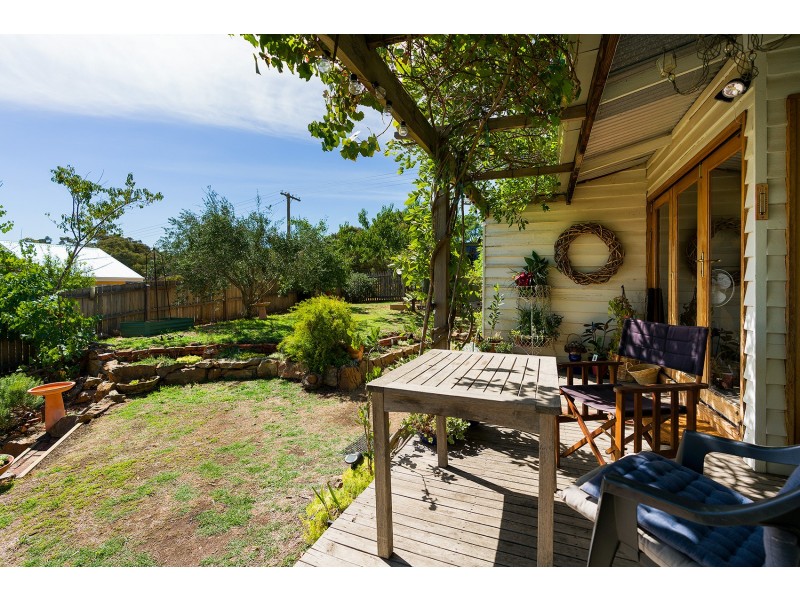 73 Doveton Street, Castlemaine VIC 3450