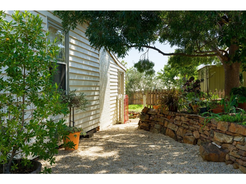 73 Doveton Street, Castlemaine VIC 3450