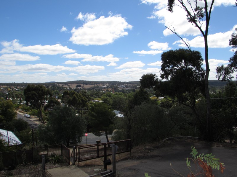 56 Campbell Street, Castlemaine VIC 3450