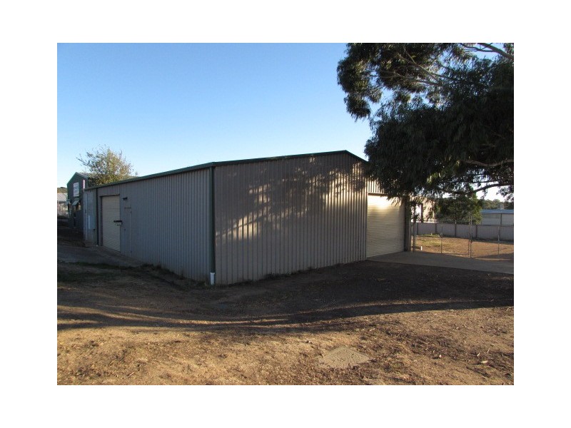 10 Hitchcock Street, Castlemaine VIC 3450