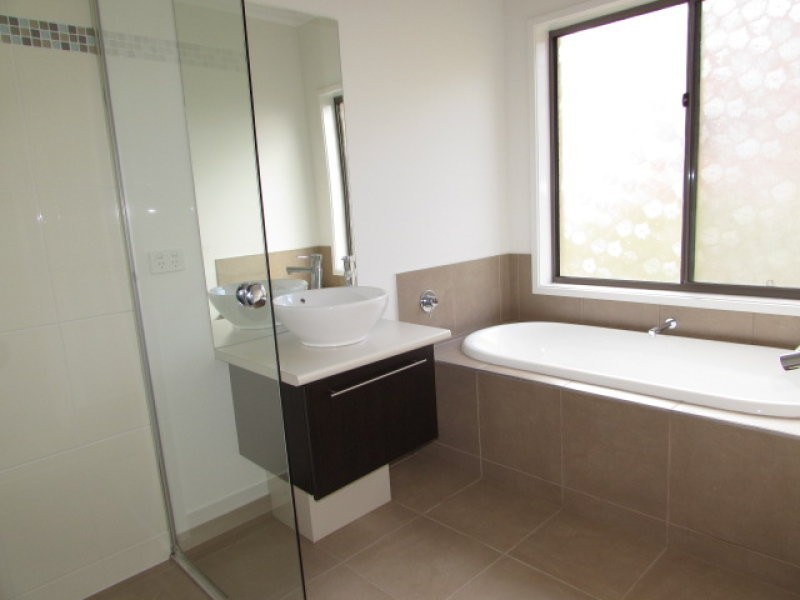 18 Penhallurick Street, Castlemaine VIC 3450