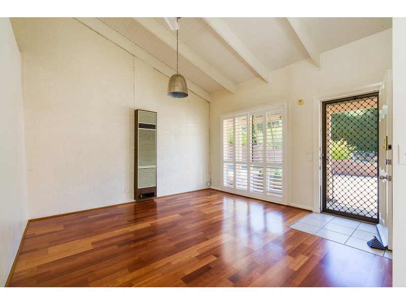 2/104 Mostyn Street, Castlemaine VIC 3450