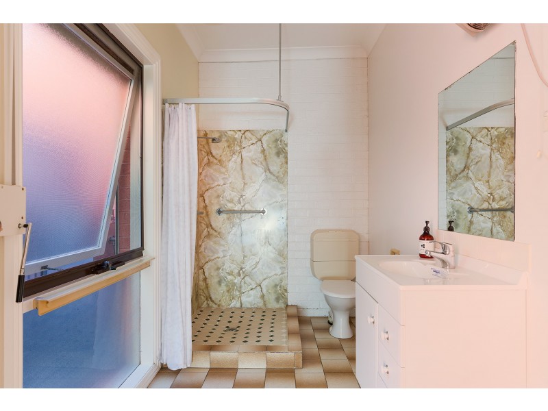 2/104 Mostyn Street, Castlemaine VIC 3450