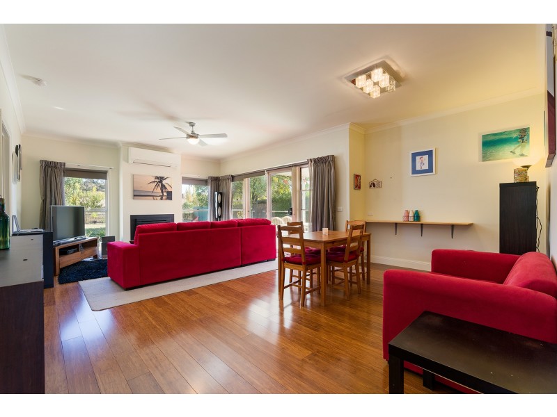 39 Midland Highway, Campbells Creek VIC 3451