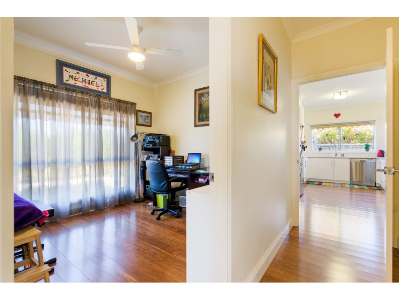 39 Midland Highway, Campbells Creek VIC 3451