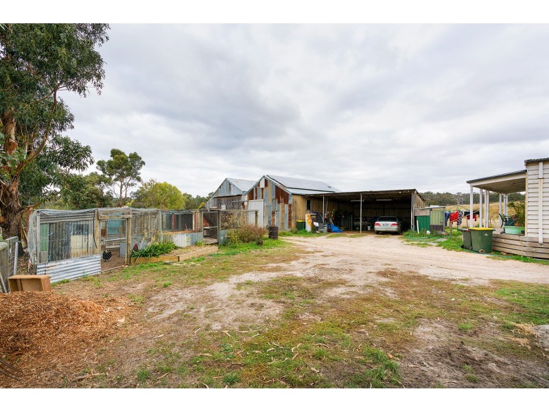 93 Fryes Road, Elphinstone VIC 3448