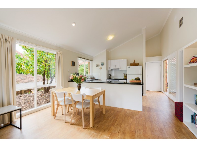 4/6 Maltby Drive, Castlemaine VIC 3450