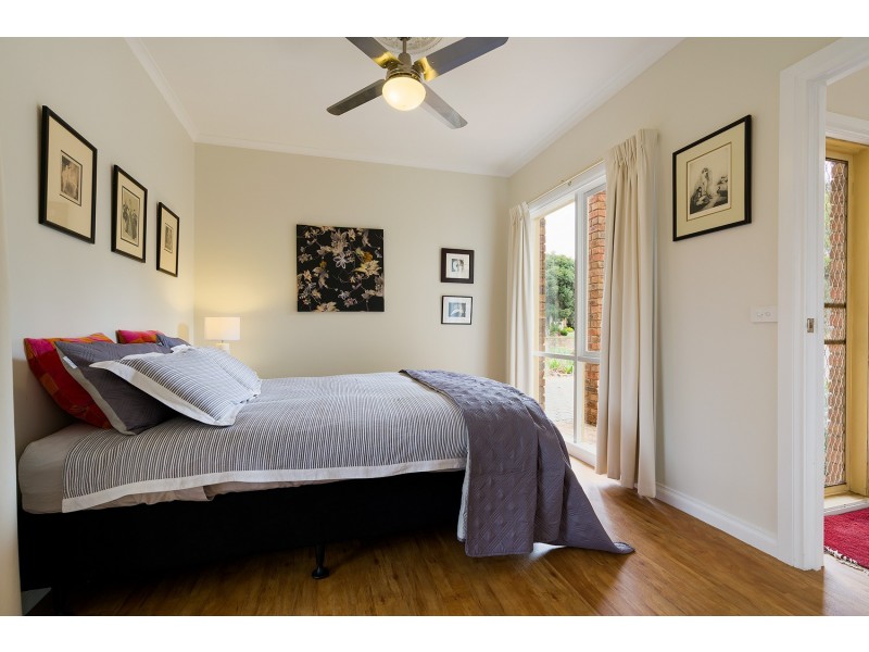 4/6 Maltby Drive, Castlemaine VIC 3450