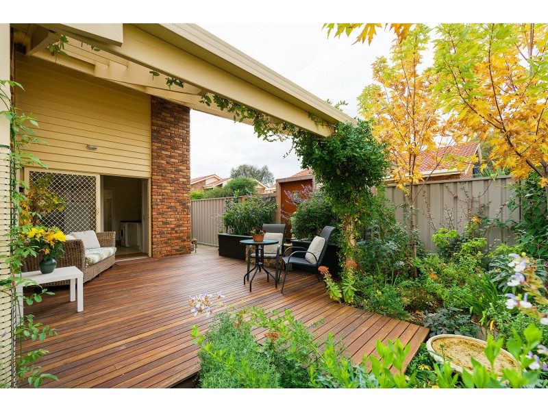 4/6 Maltby Drive, Castlemaine VIC 3450
