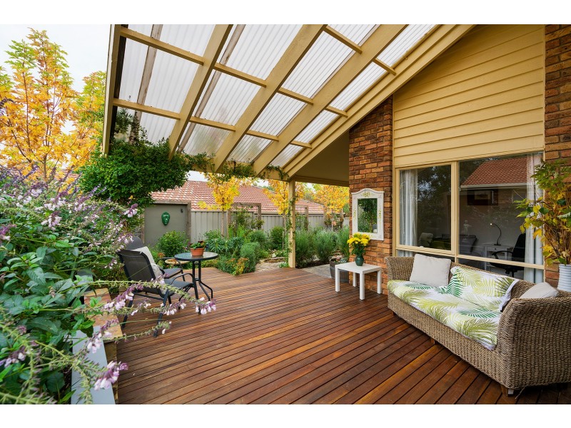 4/6 Maltby Drive, Castlemaine VIC 3450