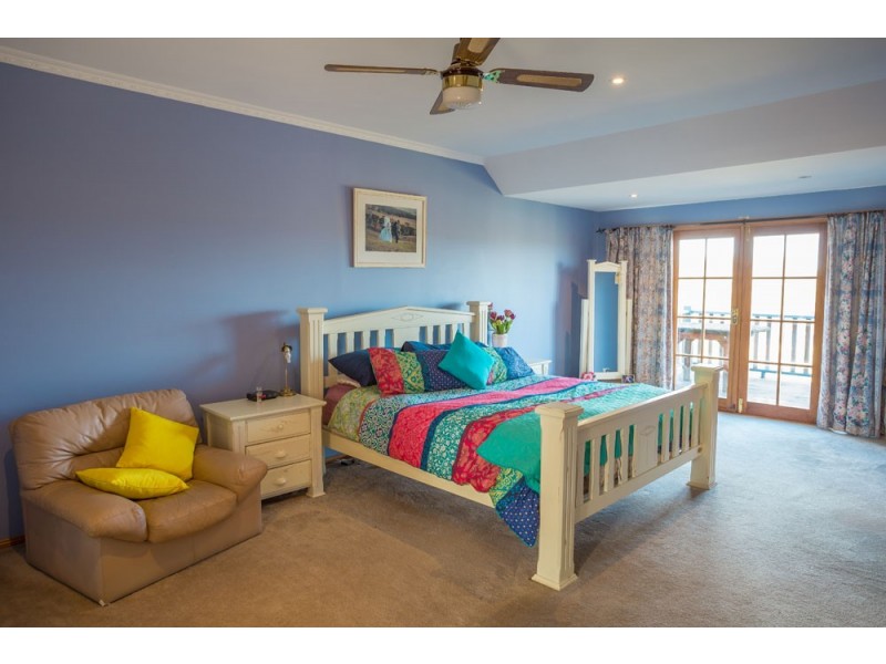 949 Newstead-Guildford Road, Guildford VIC 3451