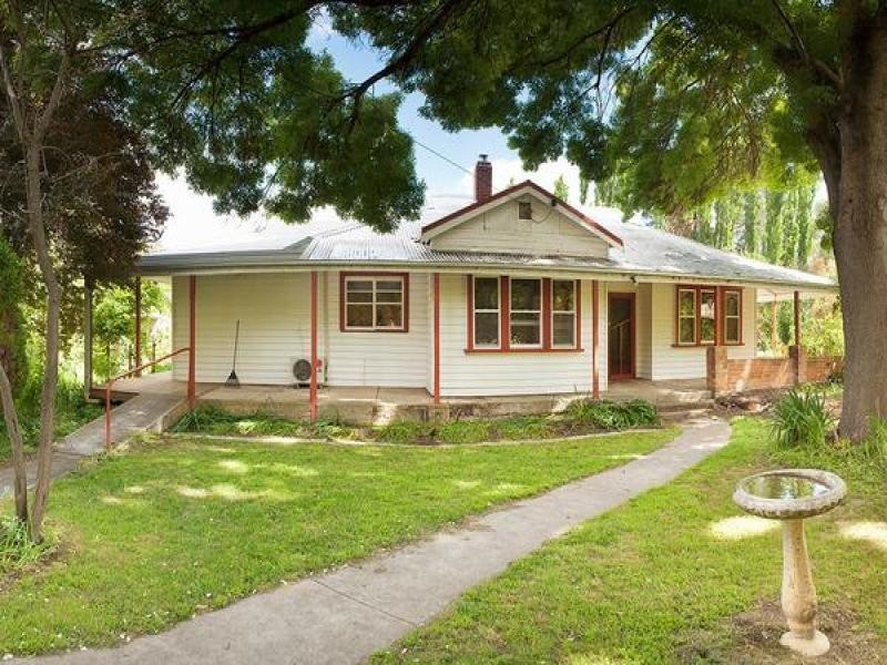 8673 Midland Highway, Barkers Creek VIC 3451