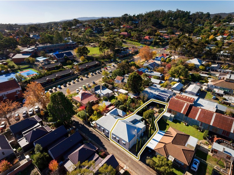 4 Lyttleton Avenue, Castlemaine VIC 3450
