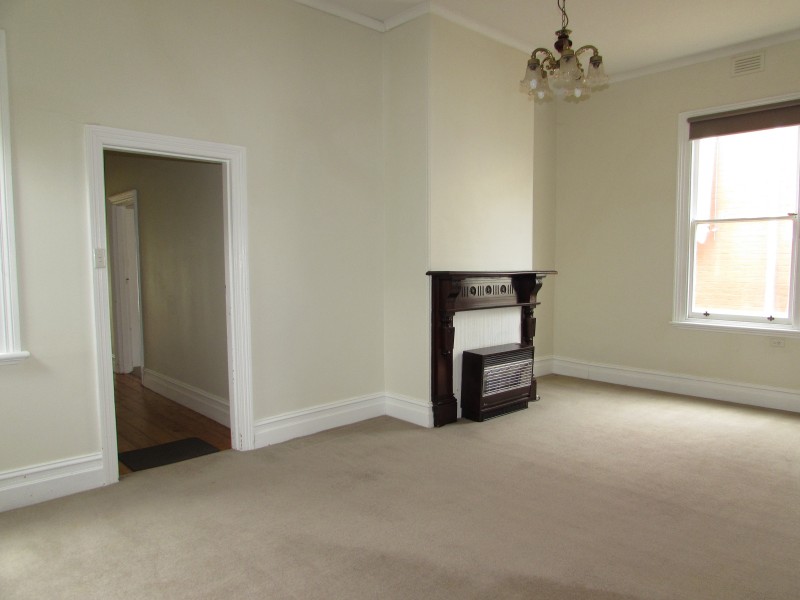 10 Doveton Street, Castlemaine VIC 3450