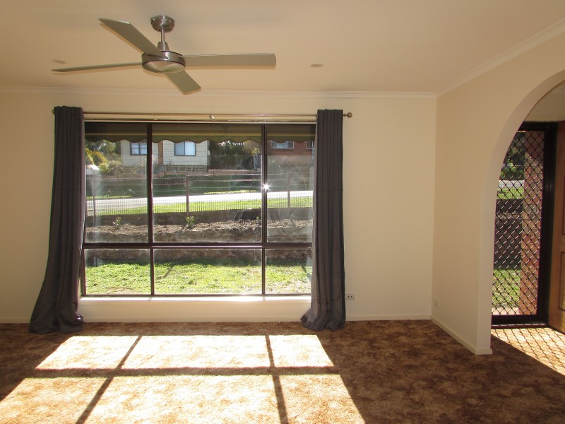 21 Ray Street, Castlemaine VIC 3450