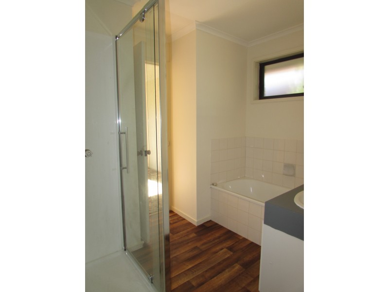 21 Ray Street, Castlemaine VIC 3450