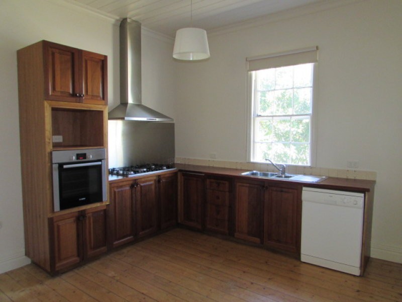 86 Lyttleton Street, Castlemaine VIC 3450