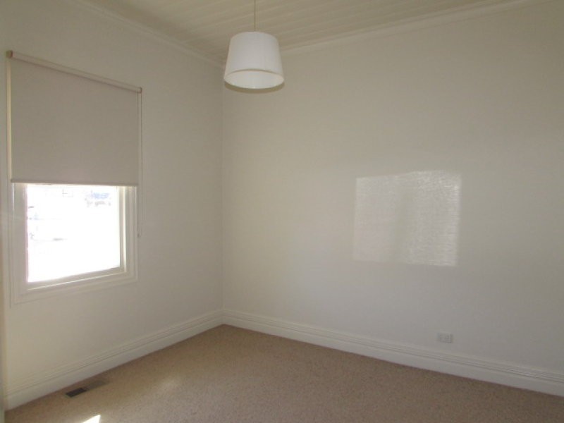 86 Lyttleton Street, Castlemaine VIC 3450