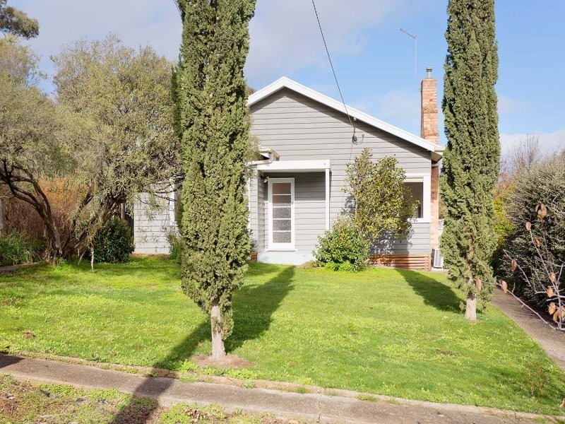 78 Bull Street, Castlemaine VIC 3450